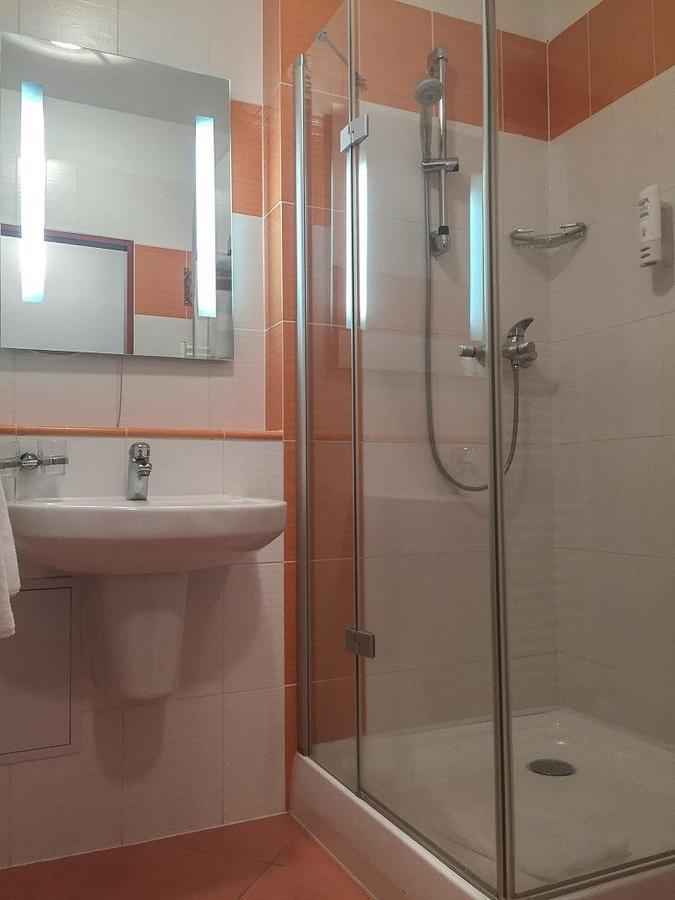 Lipno Wellness - Frymburk Hotel Private Family Room Екстериор снимка