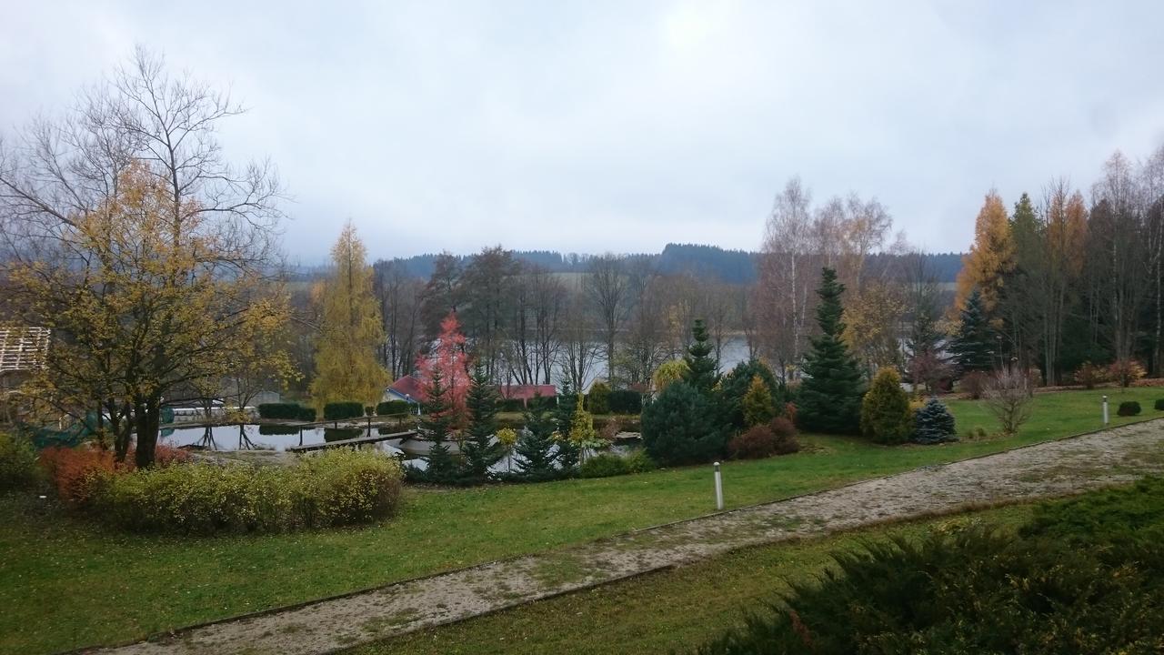 Lipno Wellness - Frymburk Hotel Private Family Room Екстериор снимка