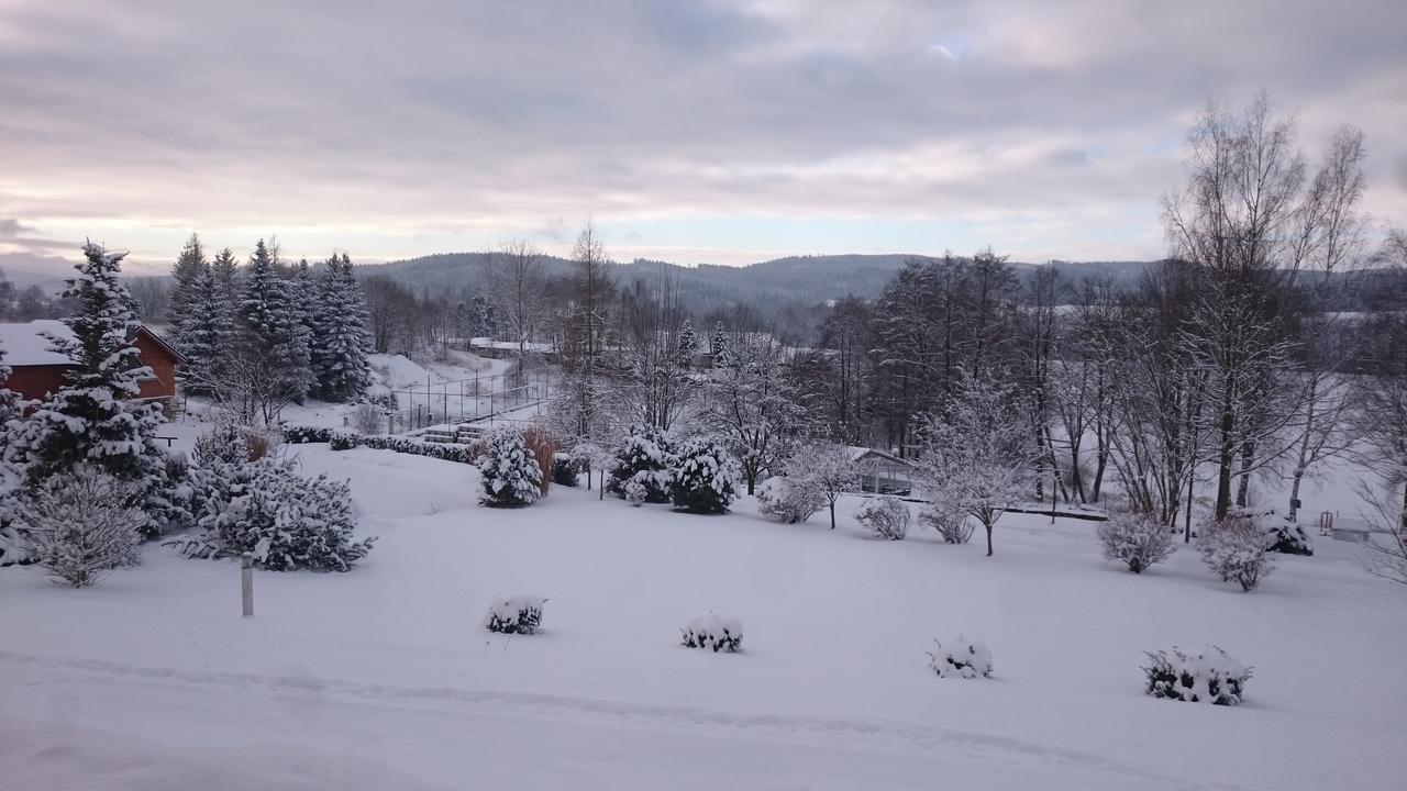 Lipno Wellness - Frymburk Hotel Private Family Room Екстериор снимка